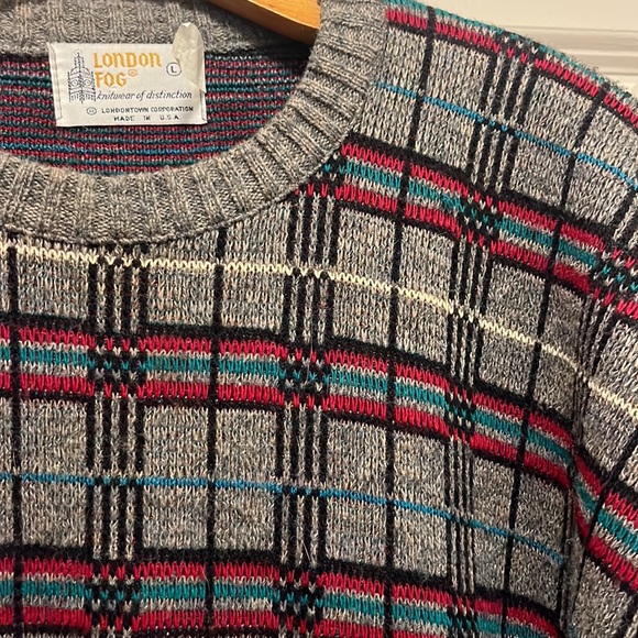London Fog Sweater - Picture 2 of 5